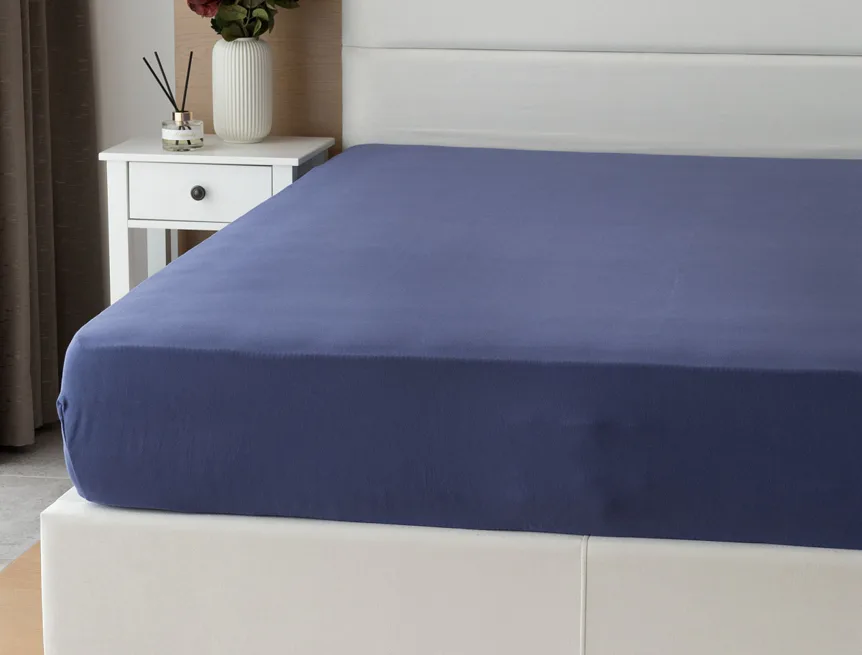 Prostěradlo Tmavě modré INTERLOCK